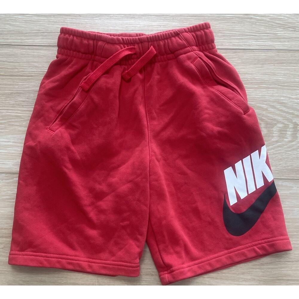 Nike Boys Medium Red Cotton Shorts Large Logo Black White 16" / 7" Inseam Pocket